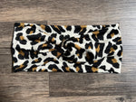 Load image into Gallery viewer, Ecru Cheetah
